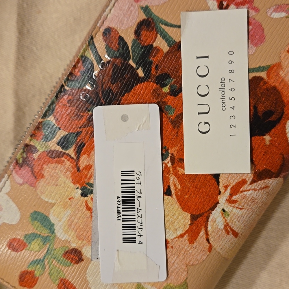 Gucci Blooms Pink Floral Zip Around Wallet - Picture 11 of 12